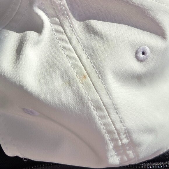 TaylorMade Ventura Golf Snapback Hat - Picture 5 of 5